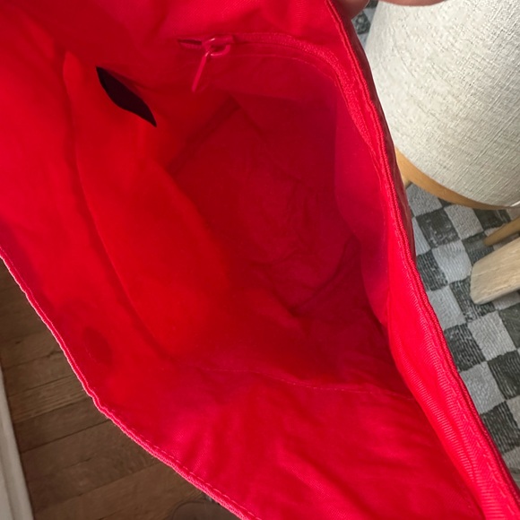 BAGGU Mini Sling Bag - Picture 8 of 10